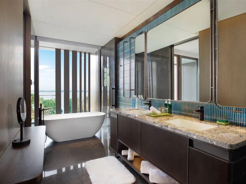 Hotel Indigo Suzhou Yangcheng Lake By Ihg Exterior photo