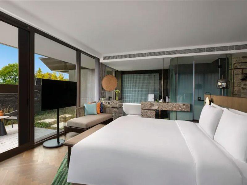 Hotel Indigo Suzhou Yangcheng Lake By Ihg Exterior photo